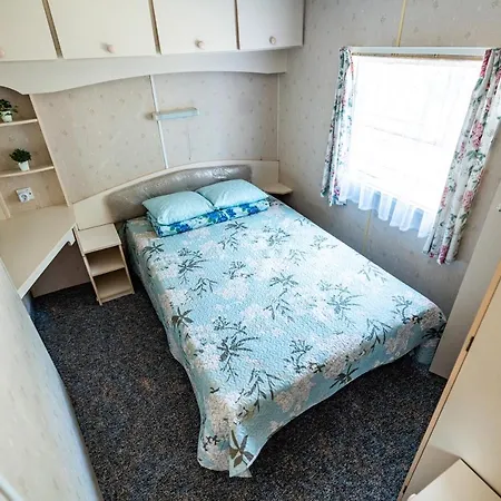 Campsite Nameliu Nuoma Giruliuose *