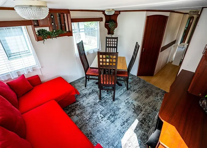 Nameliu Nuoma Giruliuose Κάμπινγκ Κλαϊπέντα