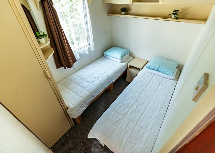 Nameliu Nuoma Giruliuose * Κλαϊπέντα