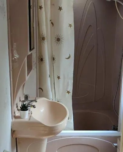 Nameliu Nuoma Giruliuose * Κλαϊπέντα